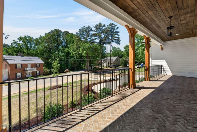 402 Willow Street, Cary, NC 27511