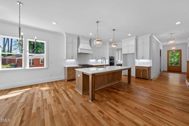 402 Willow Street, Cary, NC 27511