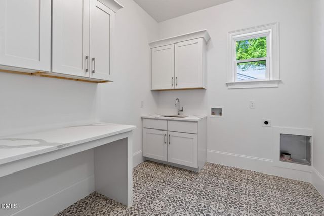 402 Willow Street, Cary, NC 27511