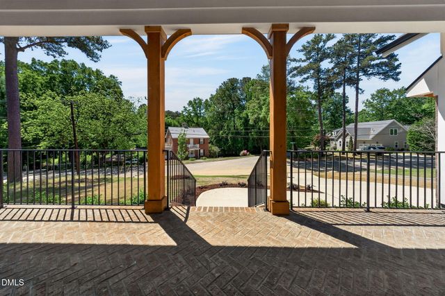 402 Willow Street, Cary, NC 27511