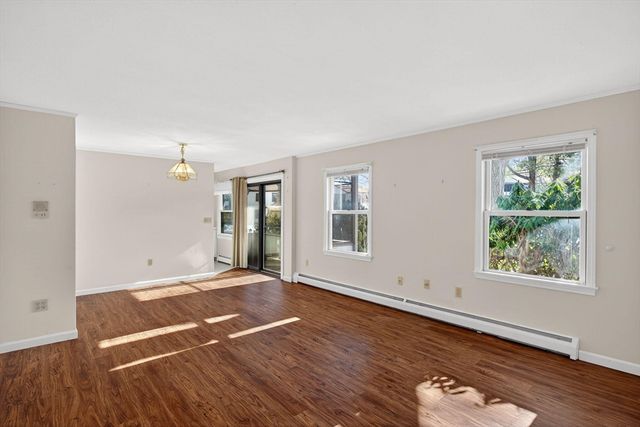 14 Harold St 14E, Harwich, MA 02646