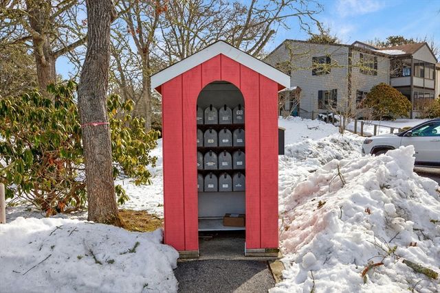 14 Harold St 14E, Harwich, MA 02646