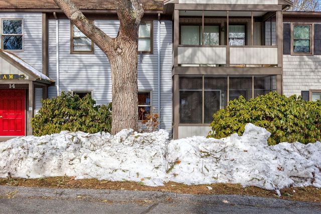 14 Harold St 14E, Harwich, MA 02646