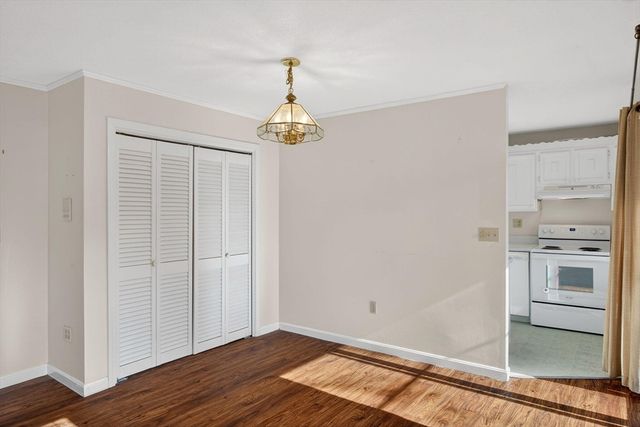 14 Harold St 14E, Harwich, MA 02646