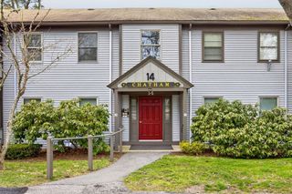 14 Harold St 14E, Harwich, MA 02646