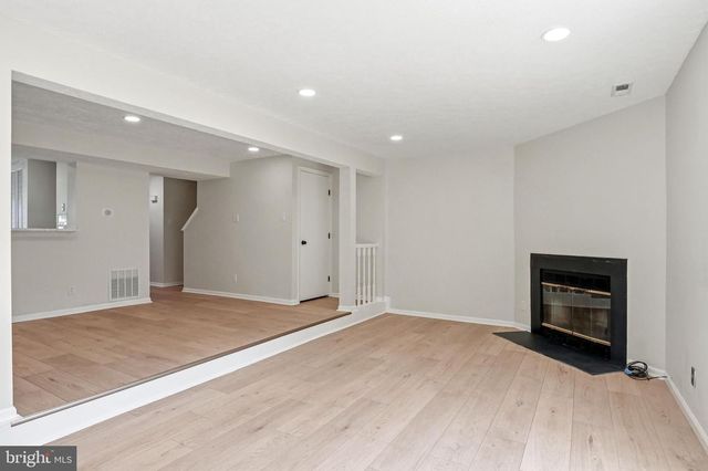 173 VILLA KNOLL CT, Sicklerville, NJ 08081