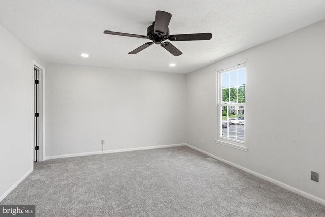 173 VILLA KNOLL CT, Sicklerville, NJ 08081