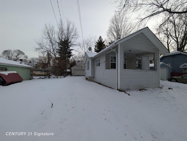 1315 Cronk Avenue, Saginaw, MI 48602