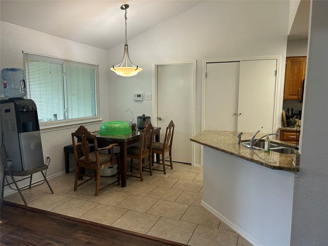 1722 Glencairn Lane, Lewisville, TX 75067