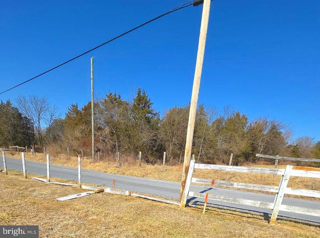 590 CARLYLE RD, Martinsburg, WV 25404