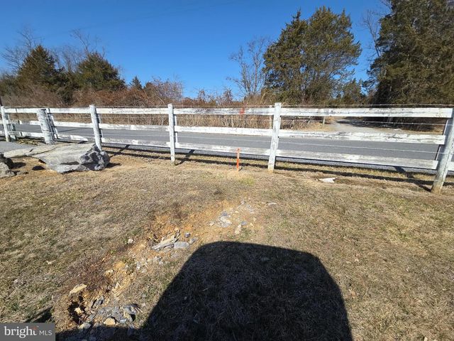 590 CARLYLE RD, Martinsburg, WV 25404