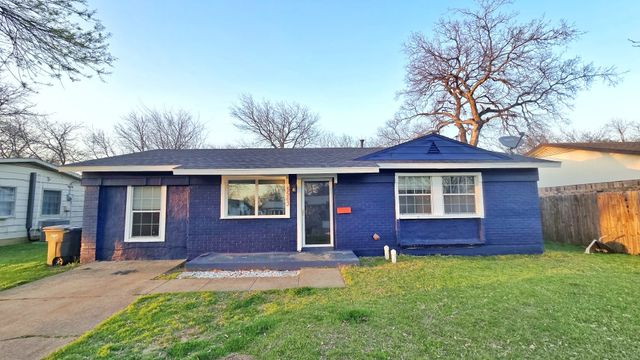 5563 Richardson Street, Fort Worth, TX 76119