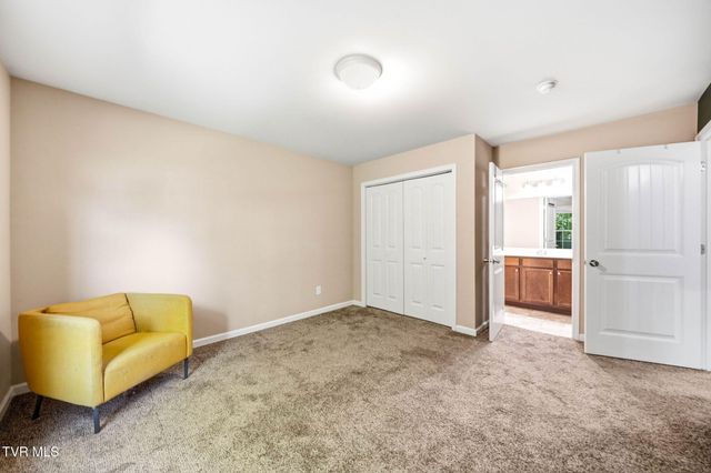 2506 Overlook Road, Kingsport, TN 37664
