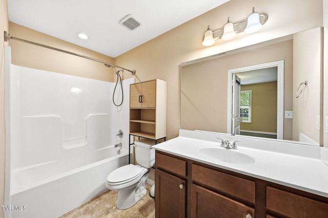 2506 Overlook Road, Kingsport, TN 37664