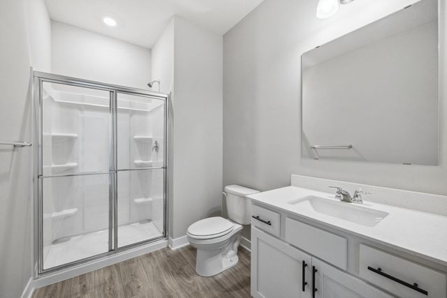 1827 Rainier Drive, Shakopee, MN 55379