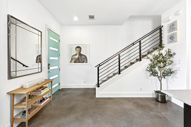 2118 Brackenridge ST 5, Austin, TX 78704