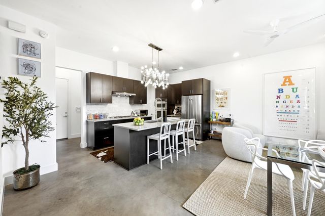 2118 Brackenridge ST 5, Austin, TX 78704
