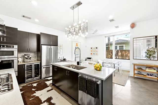 2118 Brackenridge ST 5, Austin, TX 78704