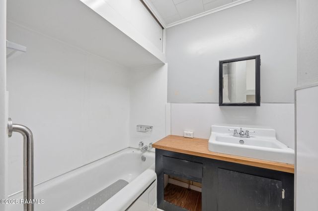 504 N Main Street, Loreauville, LA 70552