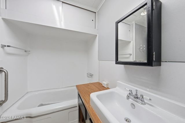 504 N Main Street, Loreauville, LA 70552