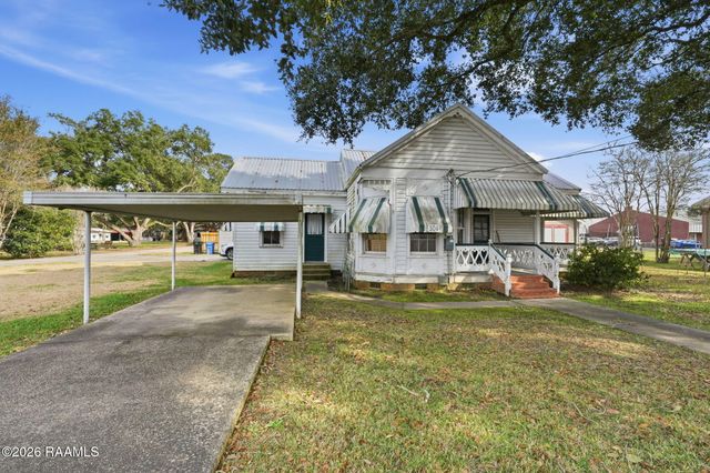 504 N Main Street, Loreauville, LA 70552