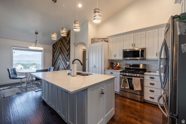 1498 S ROCKY LN, Saratoga Springs, UT 84045