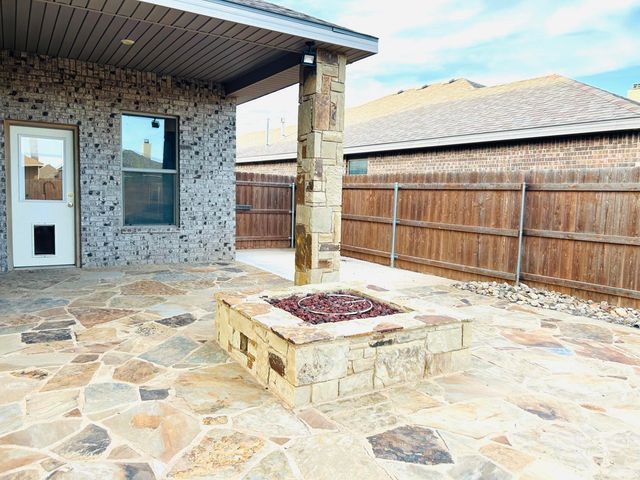 7511 102nd Street, Lubbock, TX 79424