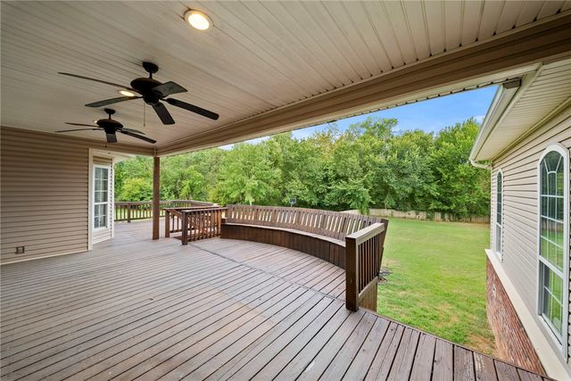 2865 Dorchester Drive, Fayetteville, AR 72703