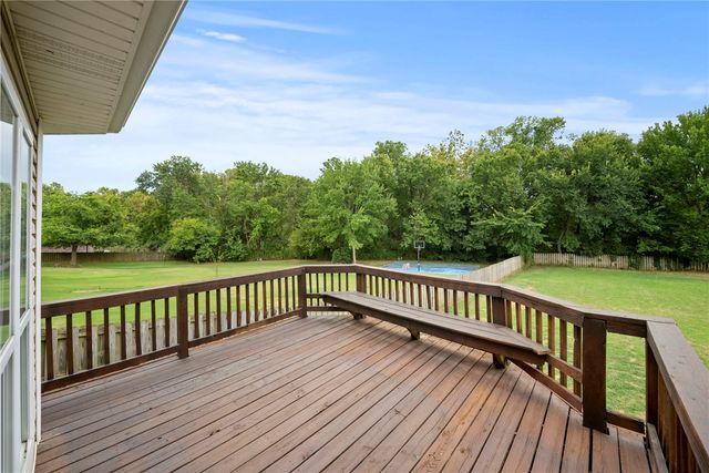 2865 Dorchester Drive, Fayetteville, AR 72703