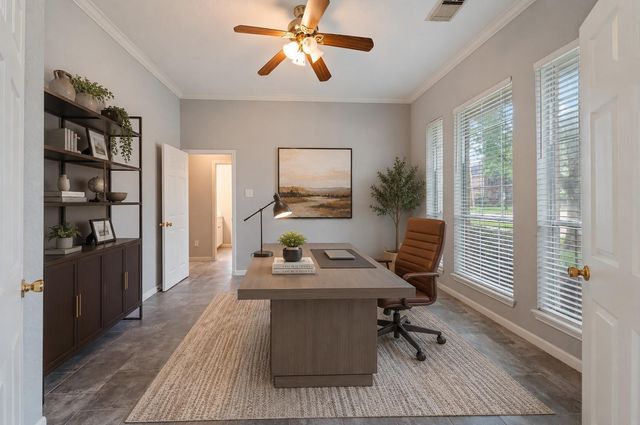 311 Oak Hollow Drive, League City, TX 77573
