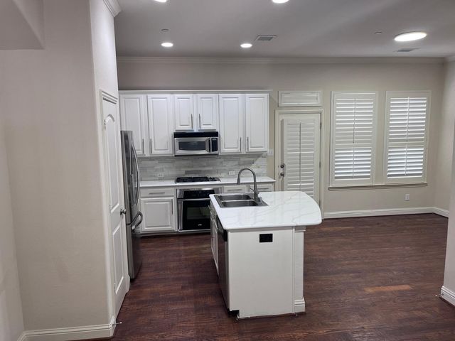 5717 PANTHEON Court, Plano, TX 75024
