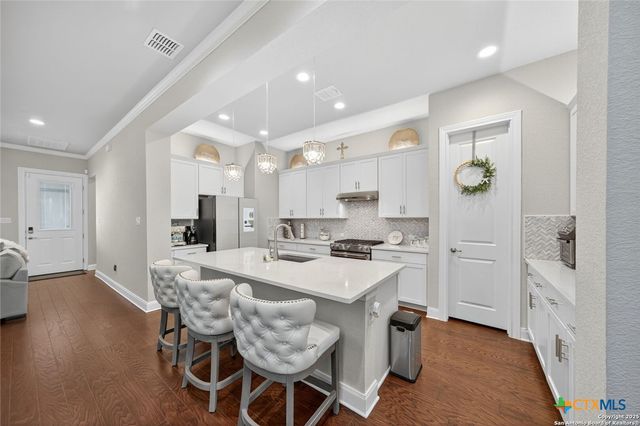 620 N Guenther Avenue, New Braunfels, TX 78130