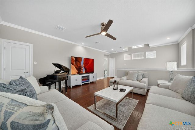 620 N Guenther Avenue, New Braunfels, TX 78130