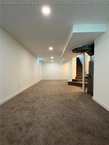 2260 Curtis Avenue, St Albans, WV 25177