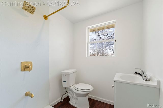 2063 Meade Street, Detroit, MI 48212