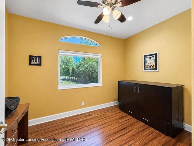 5531 Songbird Point 6, East Lansing, MI 48823