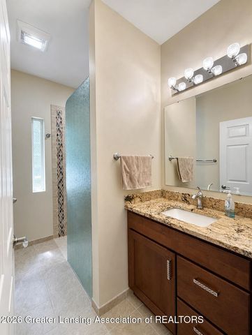 5531 Songbird Point 6, East Lansing, MI 48823