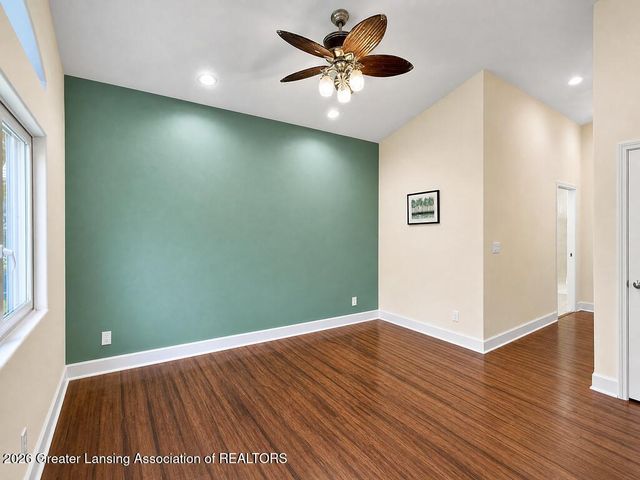 5531 Songbird Point 6, East Lansing, MI 48823