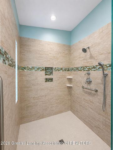 5531 Songbird Point 6, East Lansing, MI 48823