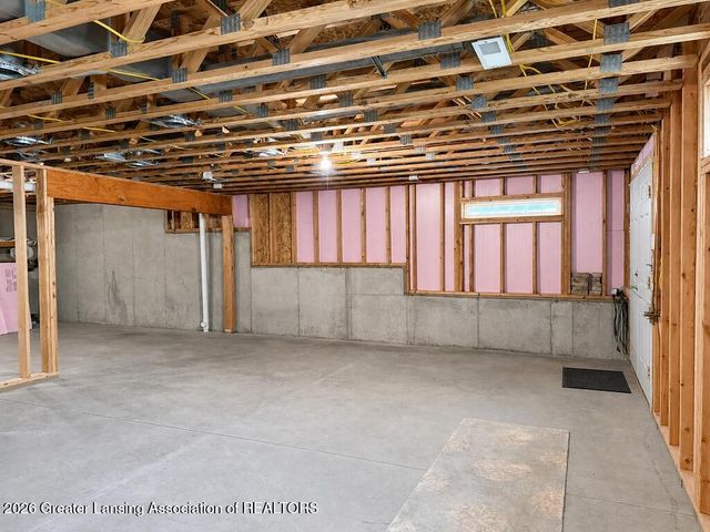 5531 Songbird Point 6, East Lansing, MI 48823