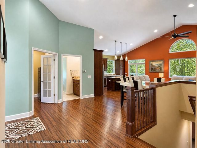 5531 Songbird Point 6, East Lansing, MI 48823