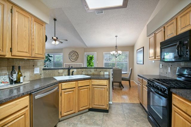 8105 Washita DR, Austin, TX 78749