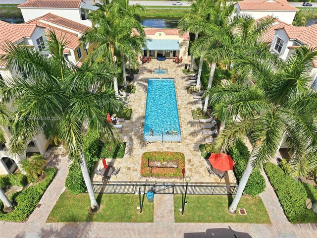 12441 NW 18th Court, Pembroke Pines, FL 33028