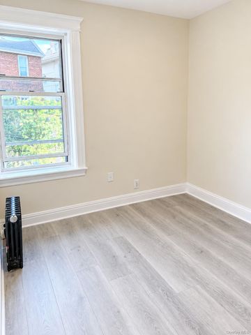 16001 Hillside Avenue 3rd Floor, Jamaica, NY 11432