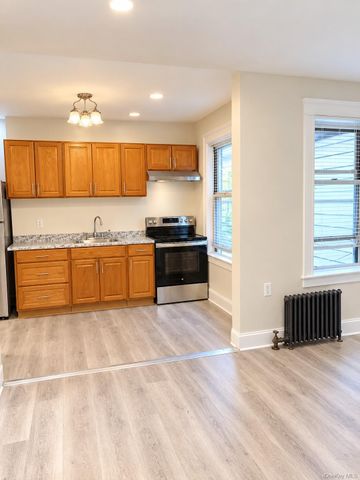 16001 Hillside Avenue 3rd Floor, Jamaica, NY 11432