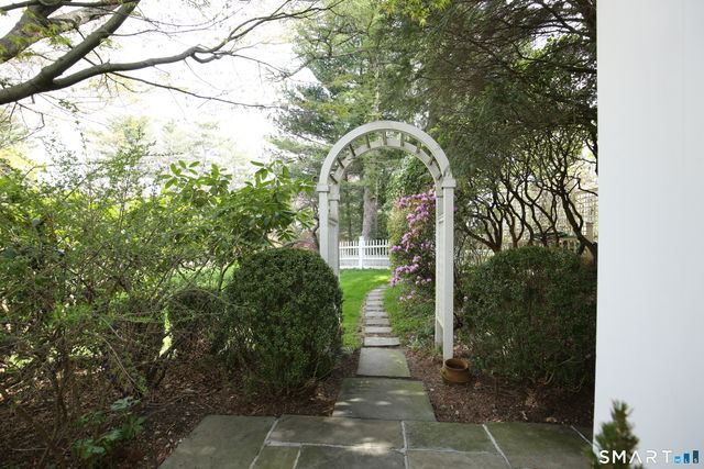 11 Clapboard Hill Road, Westport, CT 06880