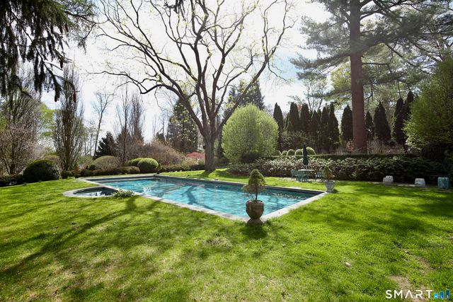11 Clapboard Hill Road, Westport, CT 06880