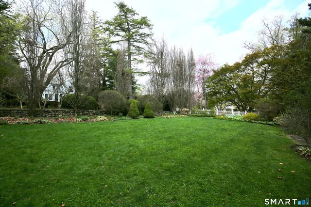 11 Clapboard Hill Road, Westport, CT 06880