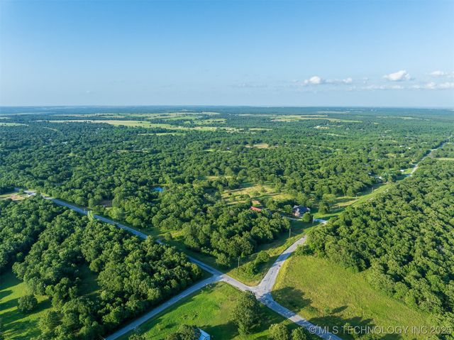 2 Ranch Land Road, Skiatook, OK 74070