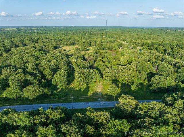 2 Ranch Land Road, Skiatook, OK 74070